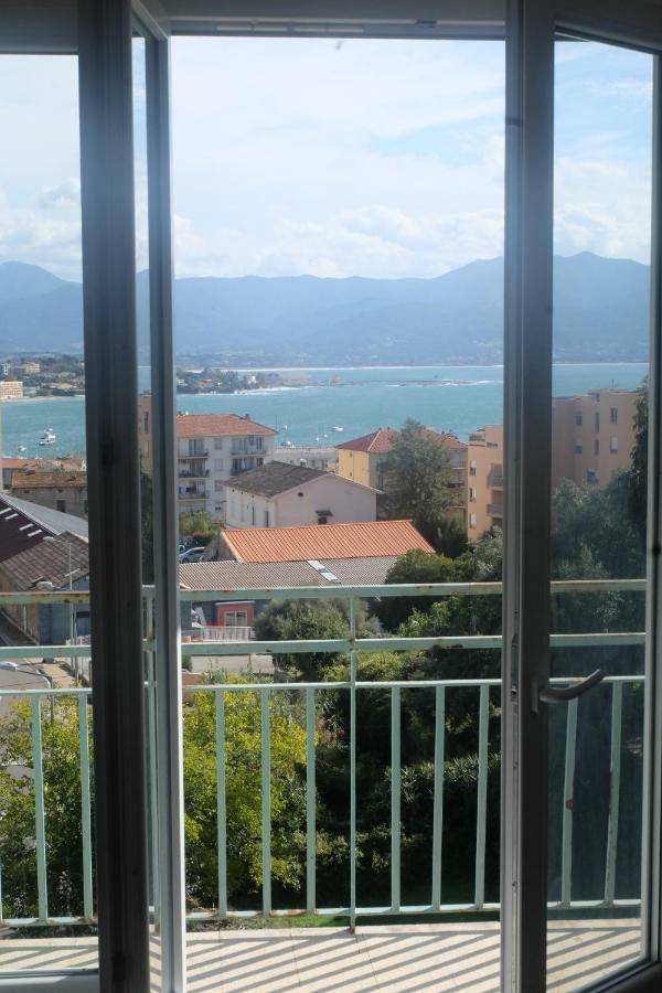 La Terrasse De Saint-Jean Apartment อฌักซิโอ้ ภายนอก รูปภาพ